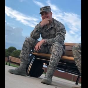 Meet your Posher, Anthony